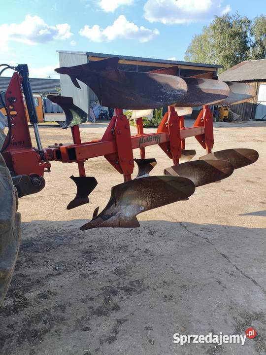 Pługi Huard Kuhn 3 skiby nieuszkodzony Czyżew