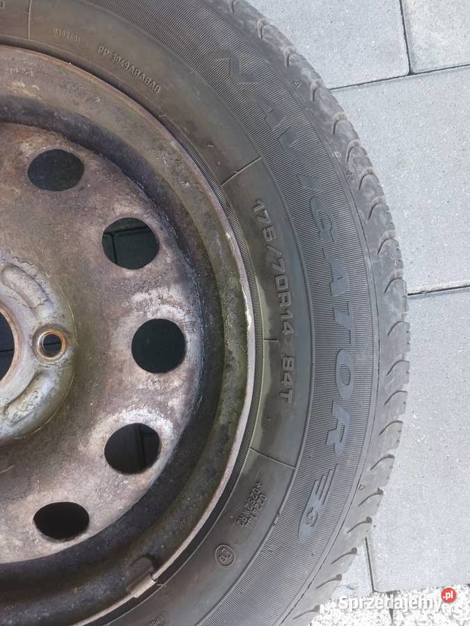 Opony WIELOSEZONOWE Dębica Navigator 3 17570 R14 Dębica Łochów sprzedam