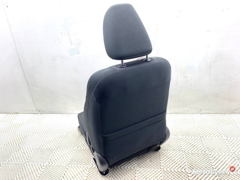 FOTEL PRAWY PRZÓD HONDA CIVIC IX Hatchback osobowe sprzedam