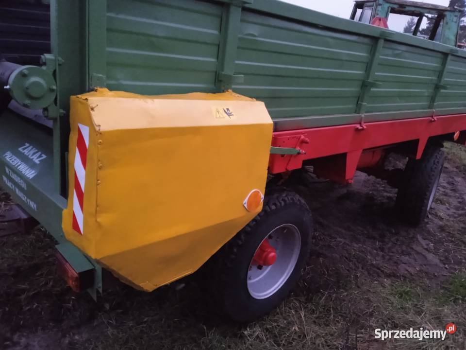 rozrzutnik 4 tony dwuosiowy agromet brzeg unia Bryski