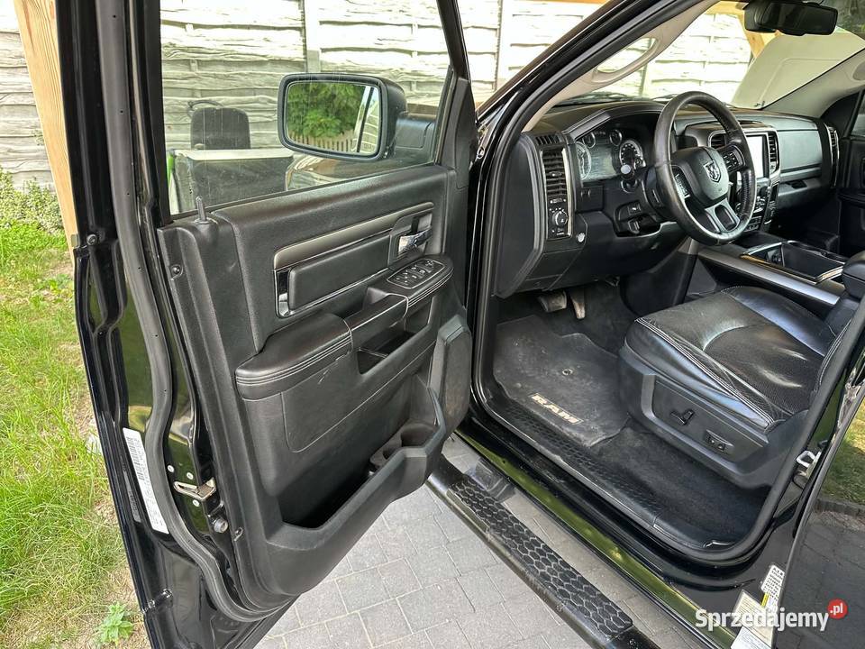 Dodge Ram 57 hemi z LPG Urzędów sprzedam