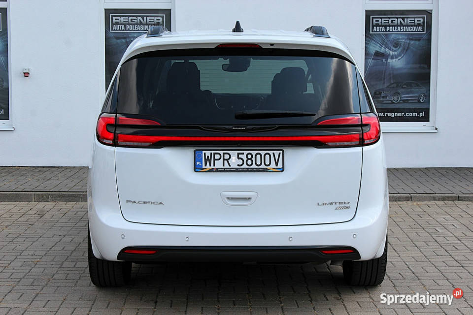 Chrysler Pacifica 4X4 7 osób Panorama Kamera360 isofix Sokołów