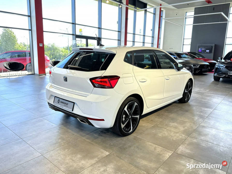 Seat Ibiza FR 10TSI 115 DSG 2024 r salon I światła przeciwmgielne Myślenice