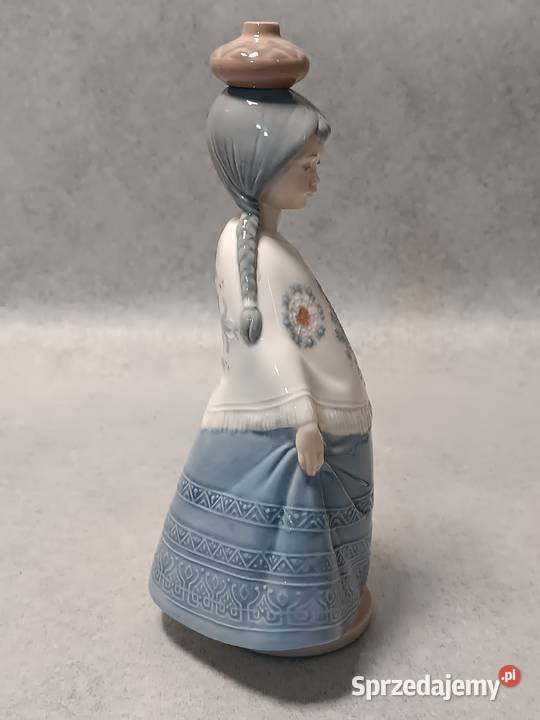 LLADRO seria NAO 359 Porcelanowa Figura Chiquita