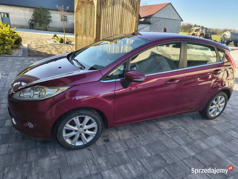 Ford fiesta MK7 podgrzewana przednia szyba Stanin