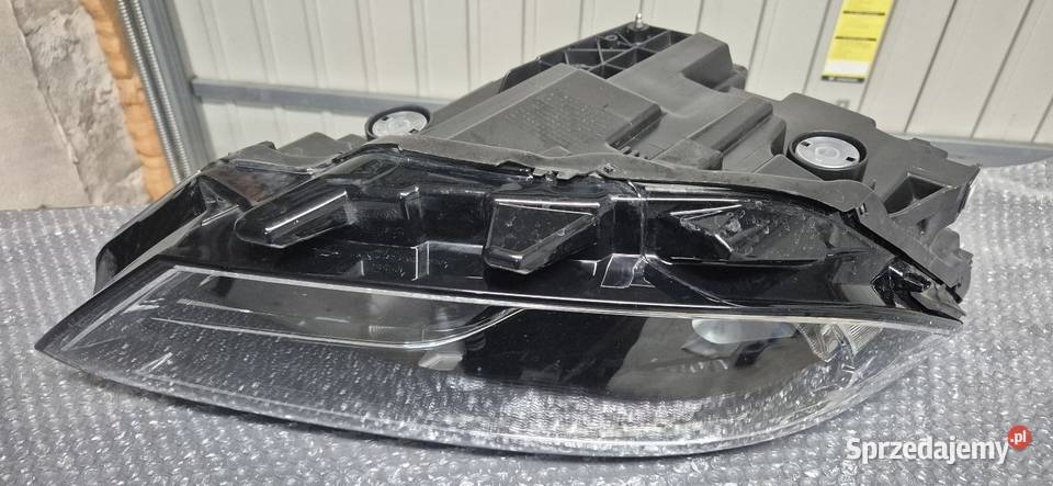 Vw passat b8 Lampy przód komplet osobowe Człuchów