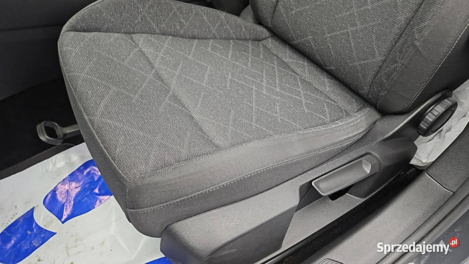 Volkswagen Golf VIII 20 TDI Life Z Polskiego nieuszkodzony Warszawa