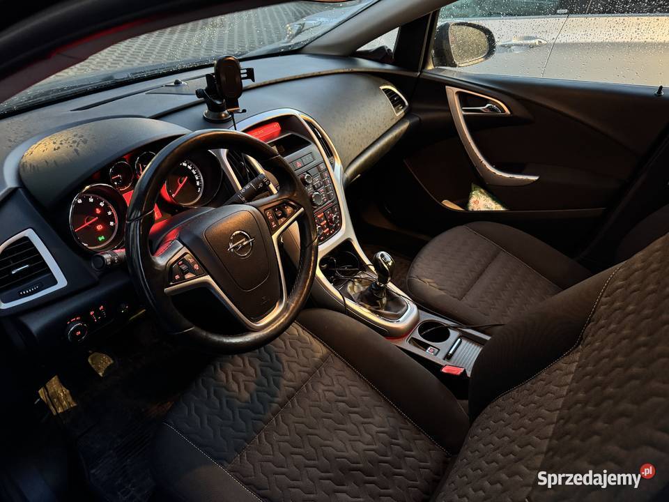 Opel Astra Active 14T benzynagaz 140 2013 A14NET manualna dolnośląskie Wrocław