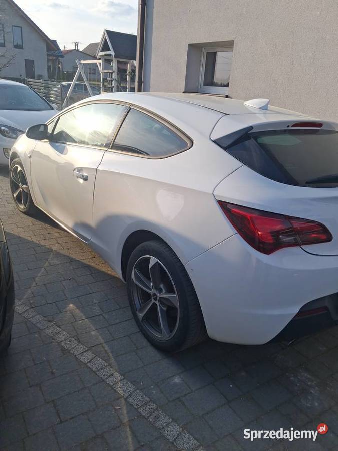 Opel Astra GTC 16 200 koni 2016 Astra Wadowice sprzedam