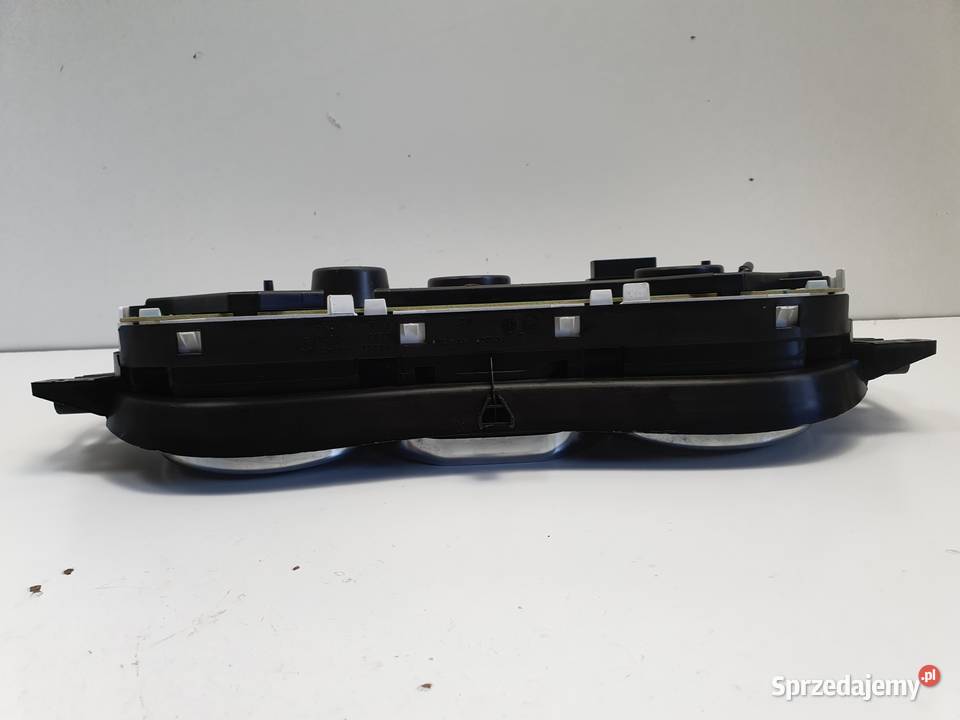 Dacia Sandero II 1216r 12 16V LICZNIK ZEGARY Rudka