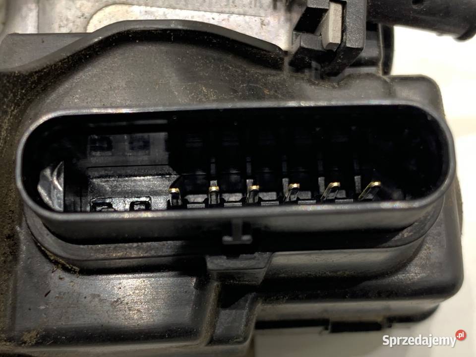 ZAMEK DRZWI PRAWY TYŁ VOLVO V90 II Kombi