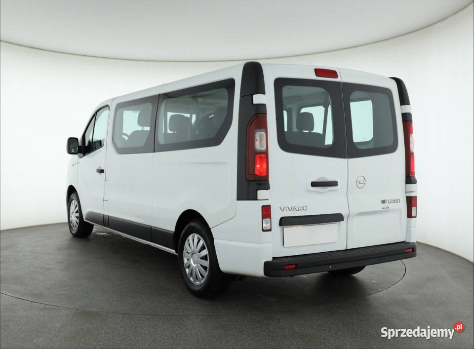 Opel Vivaro 16 BiCDTI Piaseczno