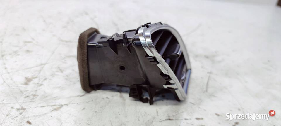 KRATKA NAWIEWU PRAWA AUDI A4 B8 LIFT 8T2820902 osobowe Przystajń sprzedam