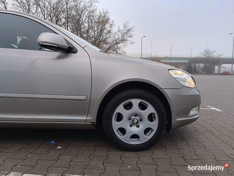 Skoda OCTAVIA II ELEGANCE 18 tsi benzyna 2009r manualna Mielec
