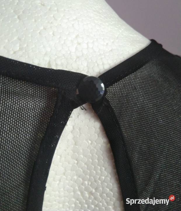 Elegancka czerwona sukienka z czarną siateczką Krosno