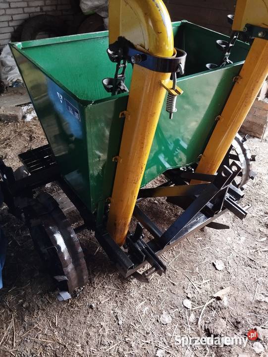 Sadzarka do ziemniaków sprzedam