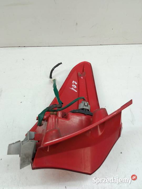 LAMPA TYŁ PRAWA KOMBI E18 8155602730 Toyota osobowe sprzedam