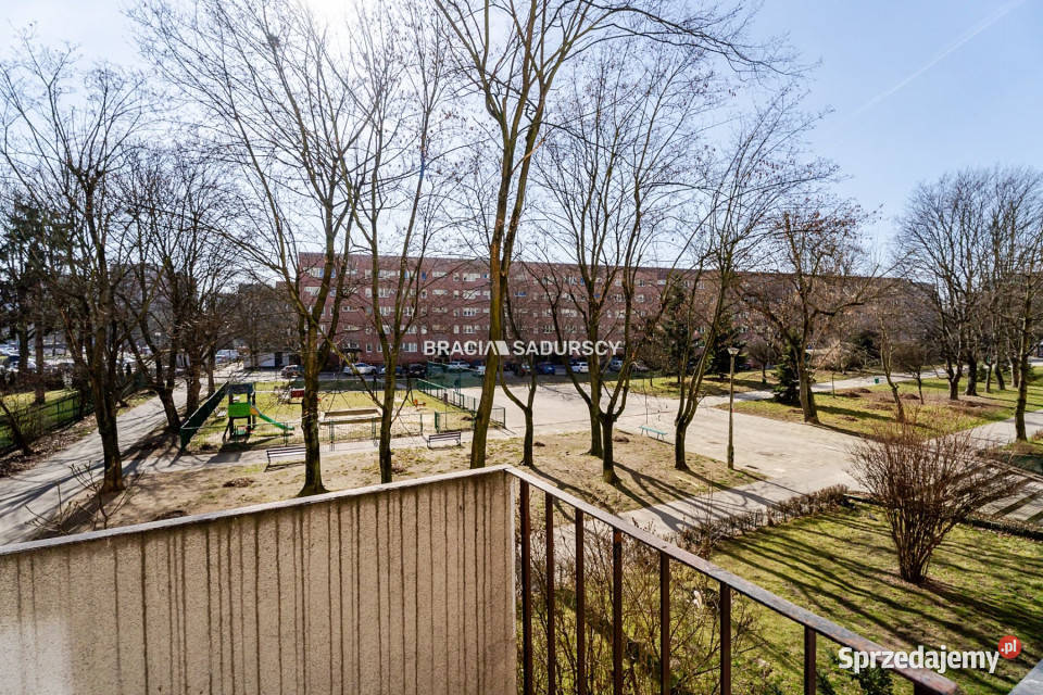 Mieszkanie Kraków Opolska 45m2 3 pokoje wielka płyta