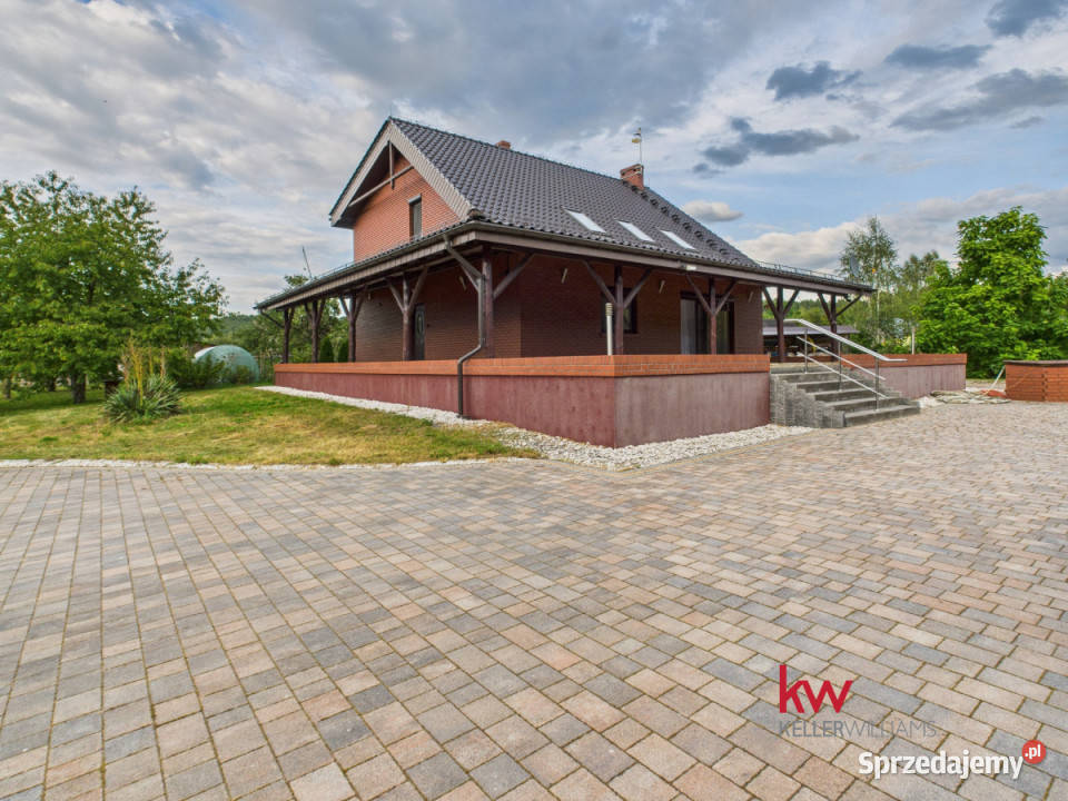 Dom wolnostojący Kamion 246m2 łódzkie