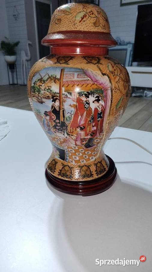 Lampa chińska wielkopolskie Wola Podłężna