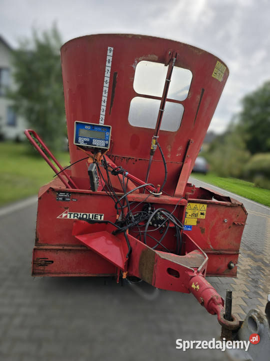 Wóz paszowy TRIOLIET SOLOMIX 1400 SM14 VL2 14 m3
