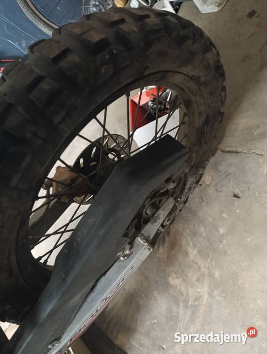 Mam na sprzedaż motor furia enduro uszkodzony Łubowice