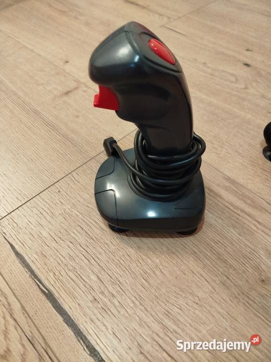 Sprzedam Amigę 5004 joysticki135 dyskietek lubuskie Słubice