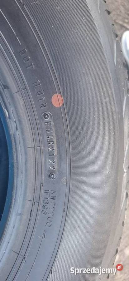Mam do sprzedania zestNowe 4 x Dunlop Grandtrek
