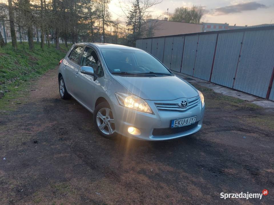 Auris 2010 r łódzkie sprzedam