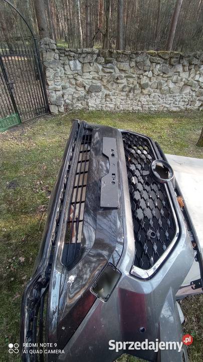 Zderzak przedni robota rav4 hybryd pluding sprzedam