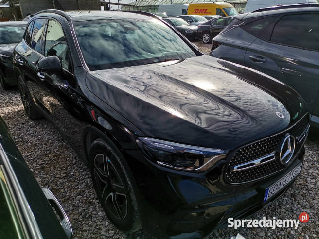 MERCEDESBENZ GLC 2025 199900 ccm 204 Rok produkcji 2025