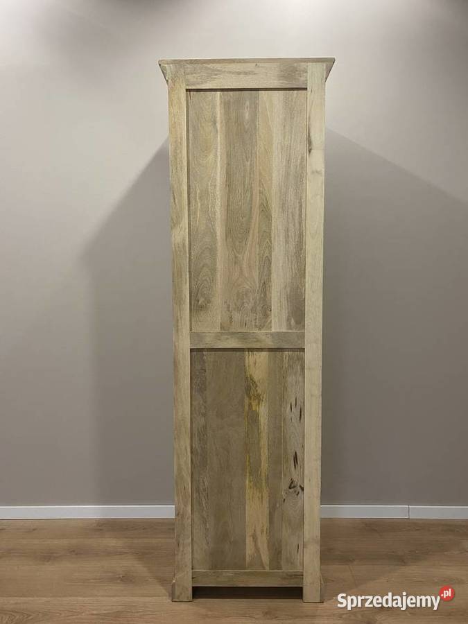 Wąska jasna drewniana szafa YORK z mango Lublin