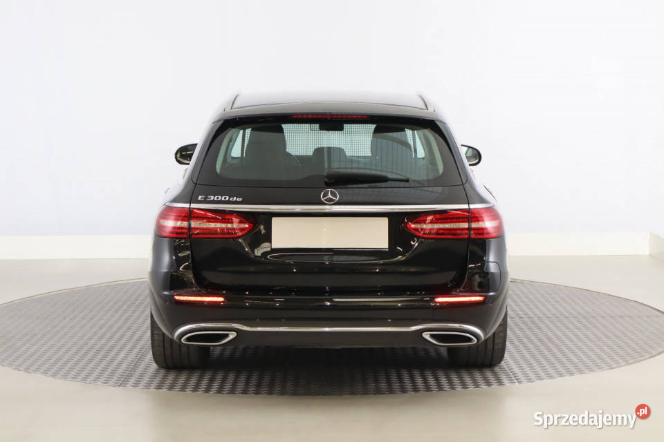 Mercedes E E 300 de czarny śląskie Zabrze