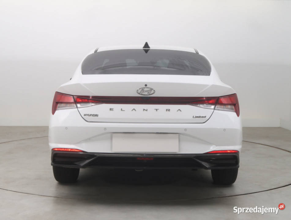 Hyundai Elantra 16 MPI biały dolnośląskie Bielany Wrocławskie