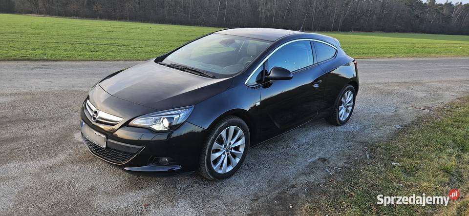 Opel Astra GTC 1.4 TURBO 2012