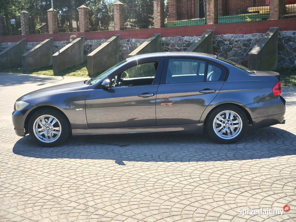 BMW 318 i2006 20 lpg szary Nasielsk
