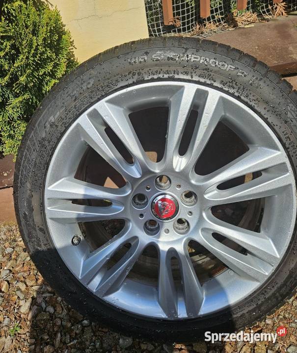 Oryginalne alufelgi Jaguar XE 2254518 opony