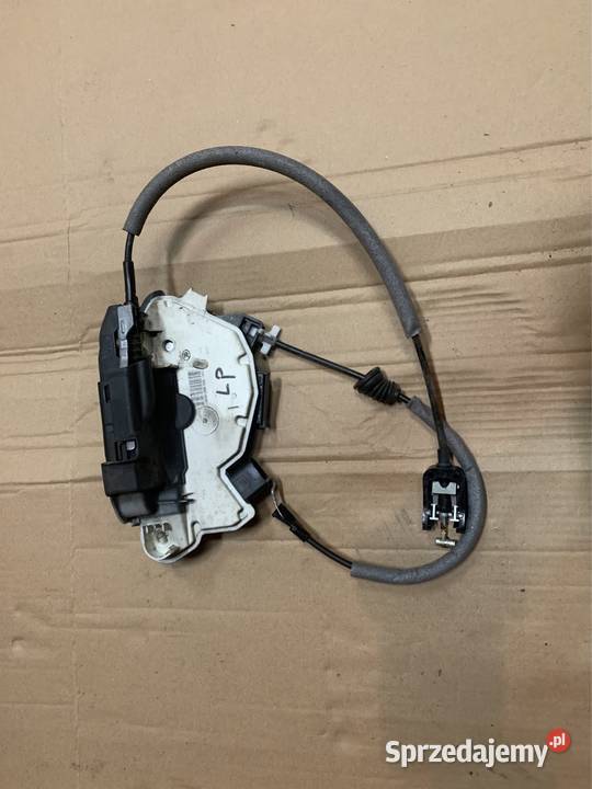 Zamek drzwi lewy przód 5N1837015 vw tiquan lift Części Szczecin
