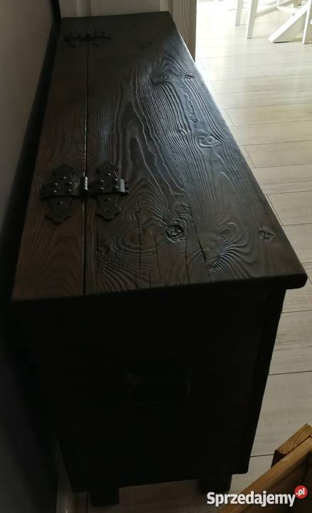 Rustykalna kolonialna skrzynia ogniem malowana Krasów