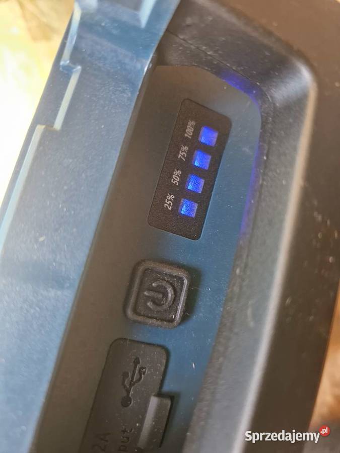 Przenośna Lampa Solarna LED Model W81211 Światła stop Głogowa