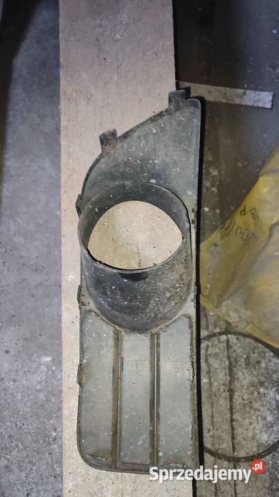 Osłona halogenu Suzuki SX4 PRAWA wielkopolskie Złotów sprzedam