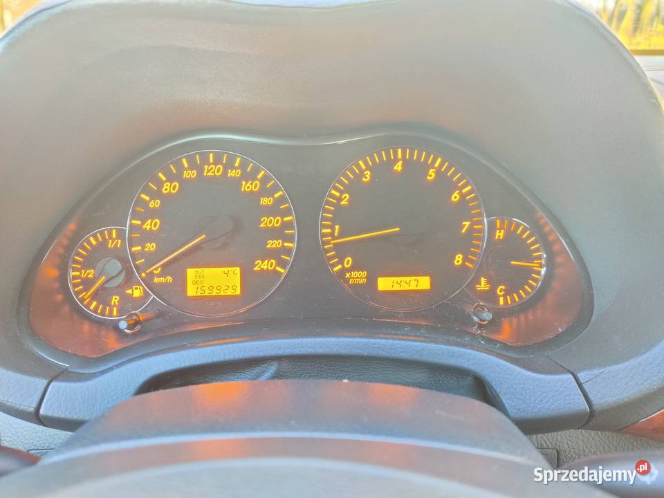 Toyota Avensis T25 kombi 20 benzyna VVTi 147 z Trębaczew sprzedam