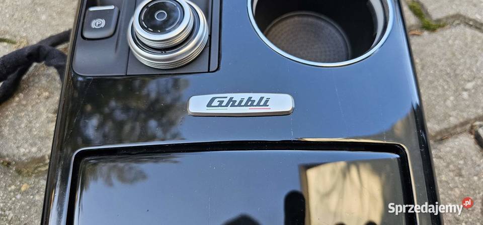 Konsola środkowa tunel MASERATI GHIBLI Piano Kalisz