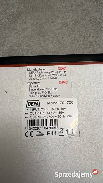 DEFA Wielofunkcyjna Ładowarka 2x35A Model704700