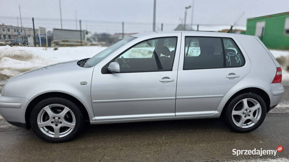 Volkswagen Golf climatronic 14 benzyna IV 75KM Lębork