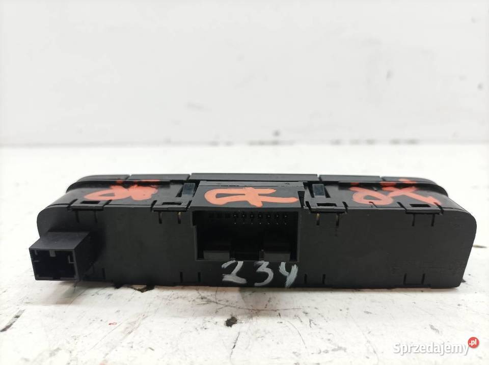 PRZEŁĄCZNIK PANEL 6J0927137AQ Seat Ibiza IV 2008 świętokrzyskie sprzedam
