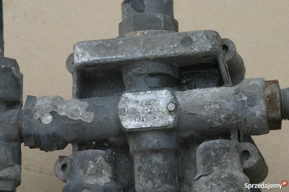 DAF XF 95 ZAWÓR ZABEZPIECZAJĄCY AE 4610 DEMONTAŻ Pozostałe Bieleń