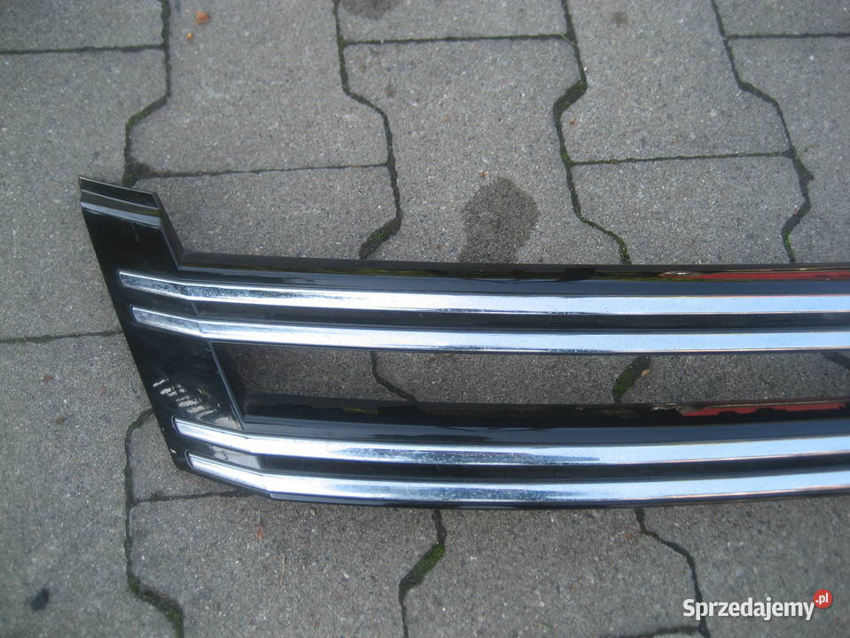 VW TIGUAN LIFT ATRAPA GRILL ZNACZEK 5N0853655 osobowe Atrapy Rakoniewice