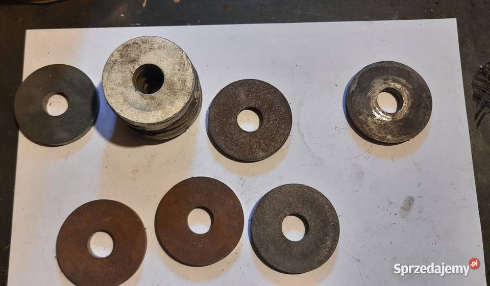 Wyprzedaż garażowa zawleczki podkłazi zamki do Gliwice