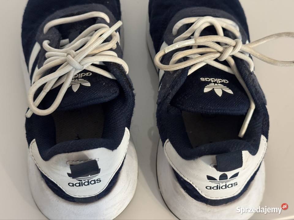 Adidas dziecięce sneakersy granatowe 19cm Pruszków